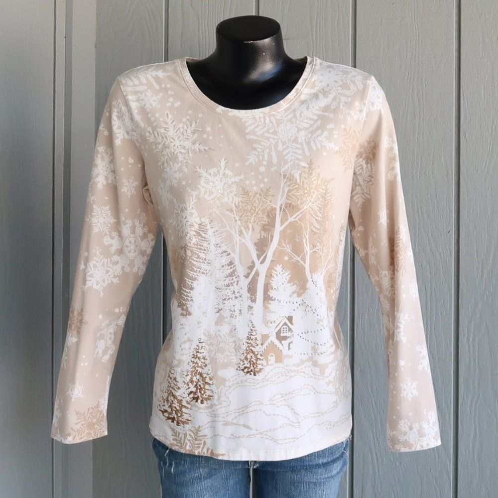 🌻Cream Winter Scene Women's Top